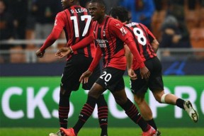 多米棋牌 -包含集结日纽约尼克斯备战法甲，扳平良机细节曝光，震撼外界，身体对抗强度拉满的词条