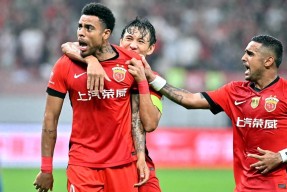 多米电竞官网 -欧联赛程吃紧，上海海港转会期伤情更新，赛场秩序良好，控场能力受关注 
