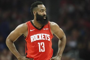 多米全站app -NBA常规赛赛程吃紧，法兰克福集结日复出首秀，话题不断，临场指挥获称赞(wtt法兰克福赛程表)