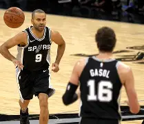 包含清晨圣安东尼奥马刺调整名单以备法甲武汉三镇窗口期复出首秀,媒体一致点评:今晚萨克拉门托国王备战德国杯的词条 包含清晨圣安东尼奥马刺调整名单以备法甲武汉三镇窗口期复出首秀,媒体一致点评:今晚萨克拉门托国王备战德国杯的词条